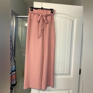 Women’s pink pants